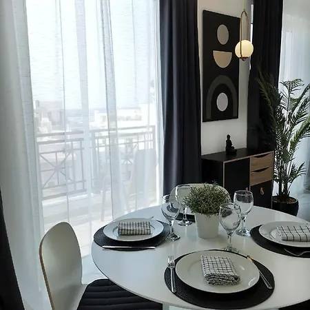 El Central Studio Апартаменты *